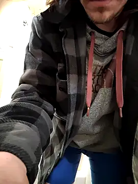 Lilsmokeshow017 online show from April 5, 1:40 pm