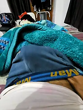 villagb12 online show from November 18, 6:00 pm