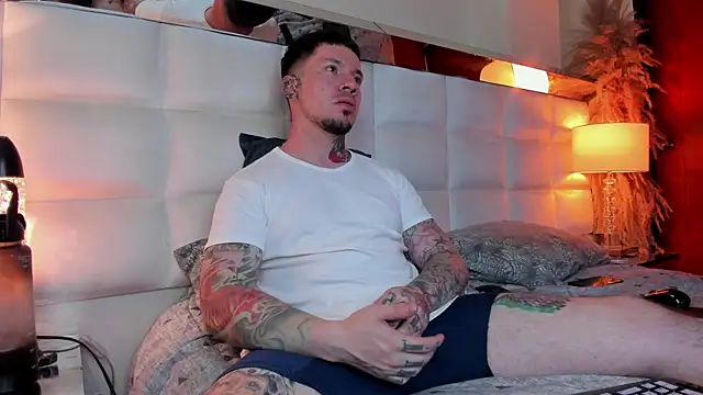 Adam tatto online show from November 19, 2:33 am