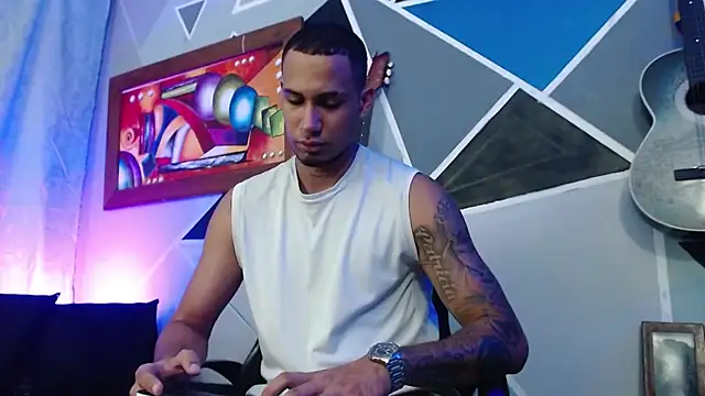 MagnusFrost online show from February 25, 2:01 am