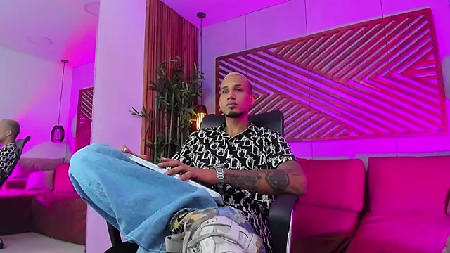 MagnusFrost online show from January 31, 7:29 pm