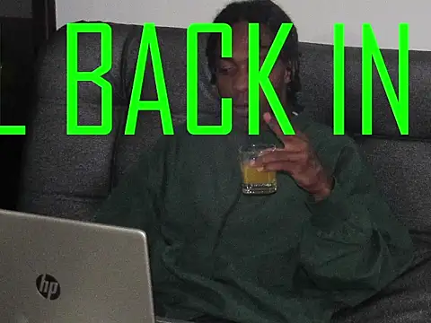 Larry-n-clouds online show from May 29, 9:03 pm