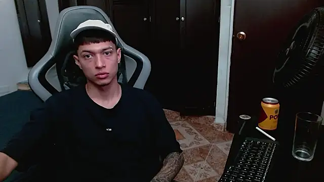 aaron blug online show from February 9, 10:36 pm