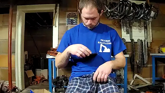 Bigoleslong98765 online show from February 11, 1:38 pm