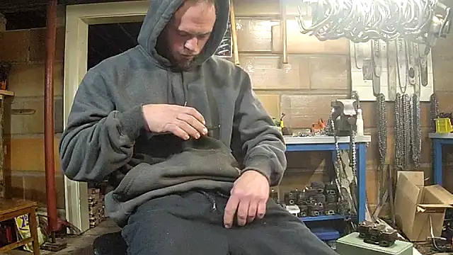 Bigoleslong98765 online show from March 22, 5:01 am