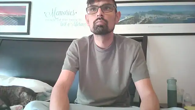 spence204011 online show from March 15, 6:36 pm