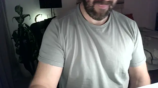 Mr Beef online show from December 7, 10:06 pm