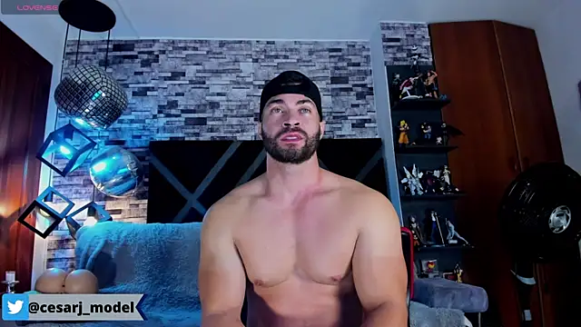 Snapshot of cesar_jonnes chatting on December 18, 12:54 am cesar jonnes online show from December 18, 12:54 am