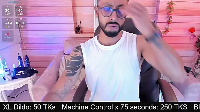 Tom cooper  online show from January 28, 12:32 pm