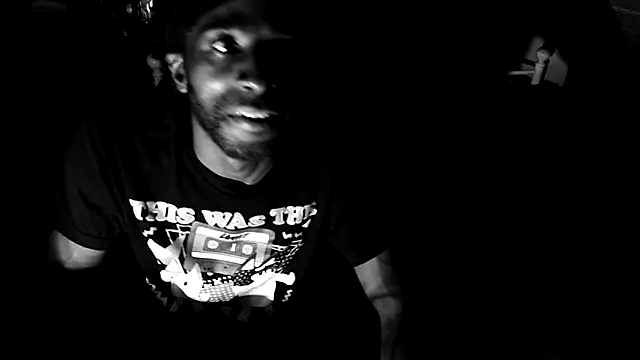 razzynolight online show from April 16, 9:20 am