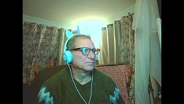 coryassman online show from March 1, 11:10 am