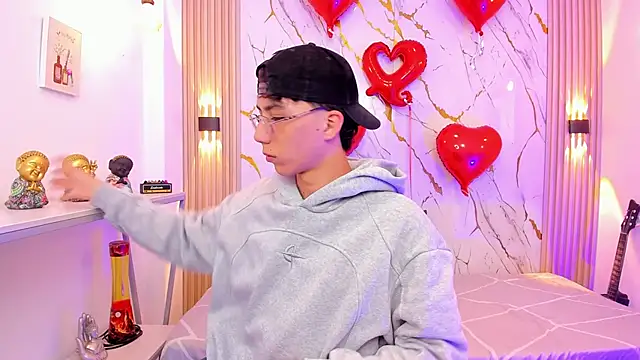 Nikolay Gregori online show from February 16, 4:21 am