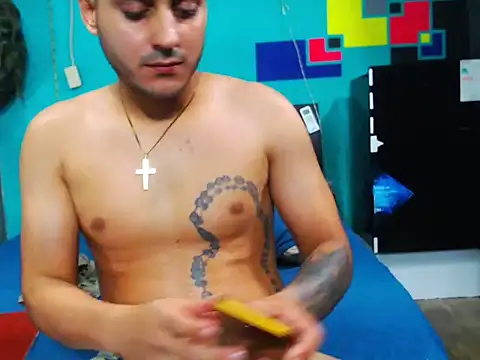 xxxxhotxoxo online show from February 12, 6:30 am