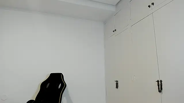 dan01  online show from January 24, 9:17 am