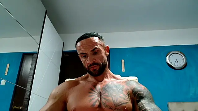 Snapshot of Magnificmuscles89 chatting on September 9, 2:38 pm Magnificmuscles89 online show from September 9, 2:38 pm