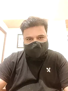 Hunk-Hand6 online show from December 18, 8:49 pm