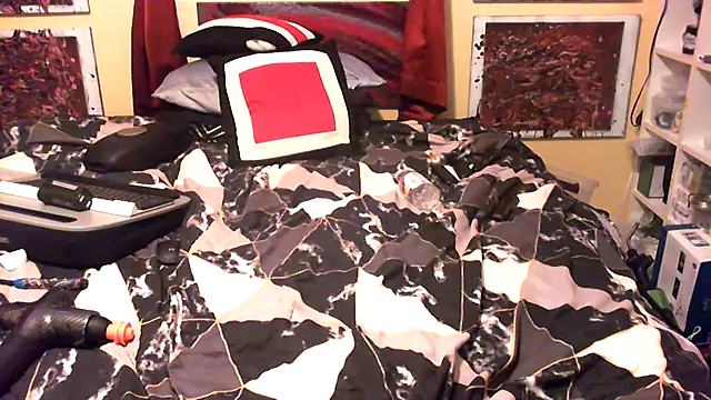 Mic Oxinner online show from December 4, 7:37 am