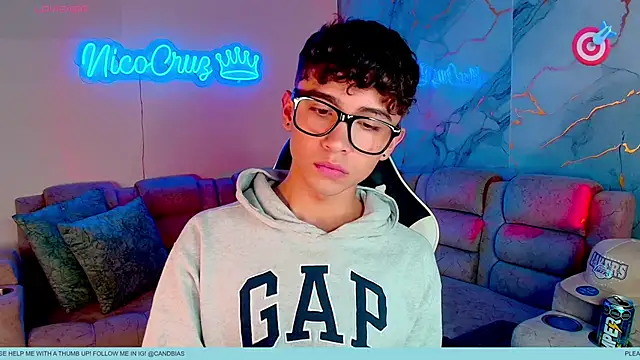 Niico Cruz online show from February 23, 10:22 pm