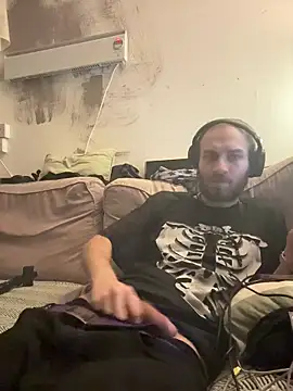 pervy devil online show from December 16, 9:33 pm