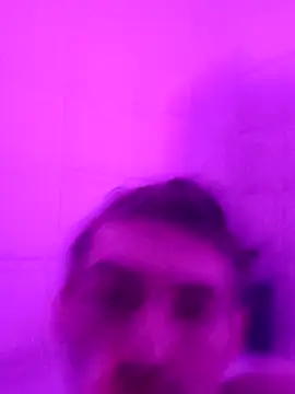 Wesleymodel online show from January 8, 9:53 pm