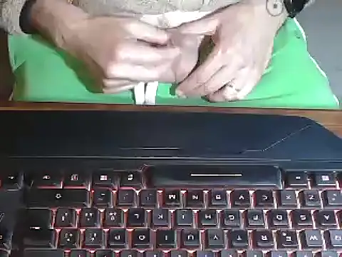 Adri gard online show from March 10, 8:45 pm