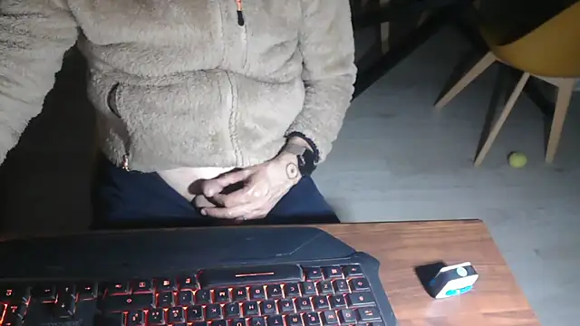 Adri gard online show from March 8, 9:19 pm