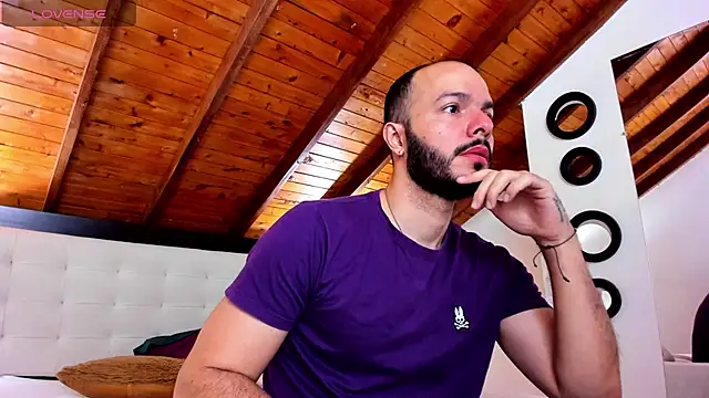 Tom Bailey online show from November 27, 12:31 pm