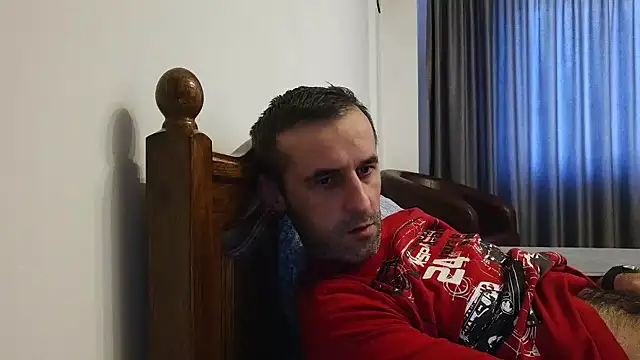 Snapshot of stevenpit chatting on December 29, 11:18 am stevenpit online show from December 29, 11:18 am