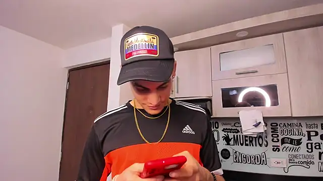 guy master online show from January 11, 6:56 am