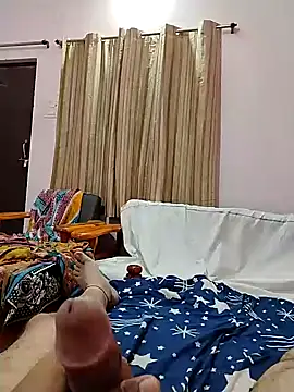 roadtucker123 online show from February 13, 4:17 pm