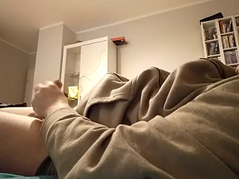 larsgessner30 online show from November 30, 12:24 am