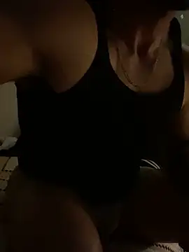 FumesClouds online show from March 2, 1:47 am