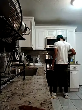 1BeautyN1Beast online show from February 14, 1:02 am