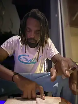 1BeautyN1Beast online show from September 30, 12:50 am