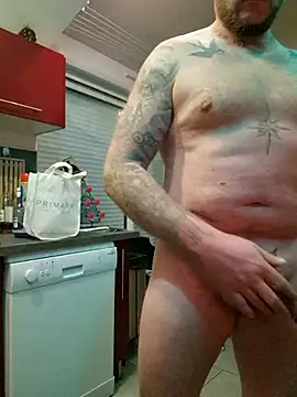 RomWoolf online show from March 5, 11:38 pm