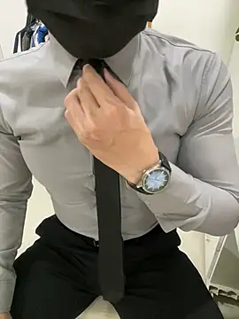 harrylouis1357 online show from March 10, 12:49 pm