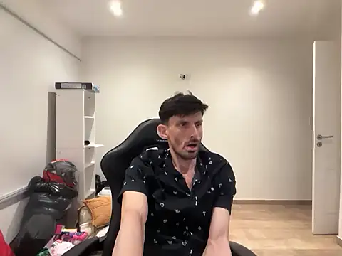 nicolaaaaas online show from November 25, 11:51 pm