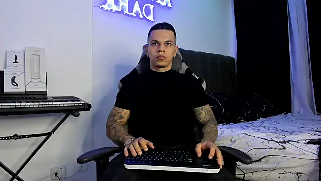 Aron Dark online show from January 11, 12:55 am