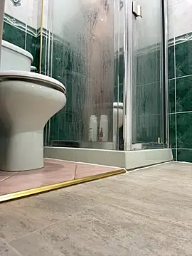 JjjjjjH99999 online show from March 5, 6:12 am