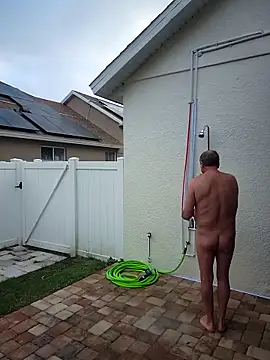 theclubist111 online show from February 13, 1:05 pm