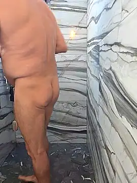 theclubist111 online show from February 13, 2:22 pm