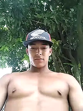 Snapshot of Demiansteven2 chatting on September 12, 2:50 pm Demiansteven2 online show from September 12, 2:50 pm