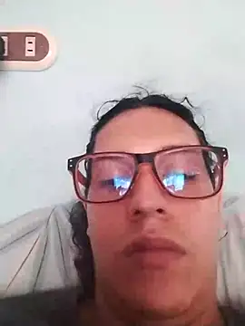 jeffersonelnio107 online show from October 30, 4:30 pm