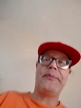 Snapshot of DARemo42O chatting on September 19, 12:27 pm DARemo42O online show from September 19, 12:27 pm