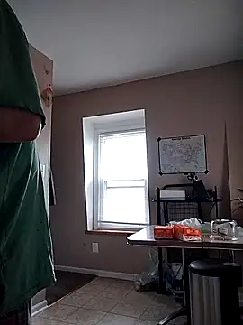 Snapshot of DARemo42O chatting on February 13, 5:33 pm DARemo42O online show from February 13, 5:33 pm