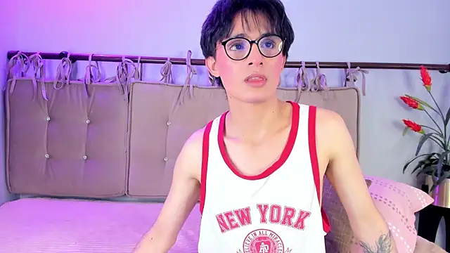 cherryy boy online show from June 26, 5:32 am