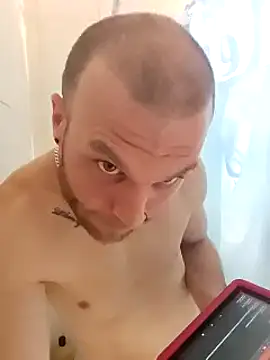 GeneralXMillyX online show from December 6, 5:00 pm