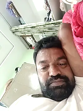 Snapshot of PVNRAO0831 chatting on October 7, 4:05 am PVNRAO0831 online show from October 7, 4:05 am