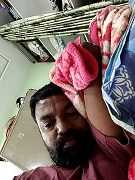 Snapshot of PVNRAO0831 chatting on October 8, 7:24 am PVNRAO0831 online show from October 8, 7:24 am