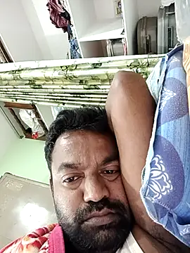 Snapshot of PVNRAO0831 chatting on September 28, 4:43 am PVNRAO0831 online show from September 28, 4:43 am